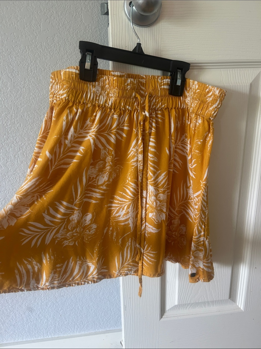 Roxy Mustard Yellow Tropical Print Mini Skirt